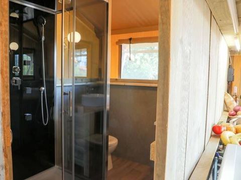 Tente en toile et en bois 6 personnes - Tente Safari Lodge | 3 Ch. | 6 Pers. | Terrasse surélevée | Clim.