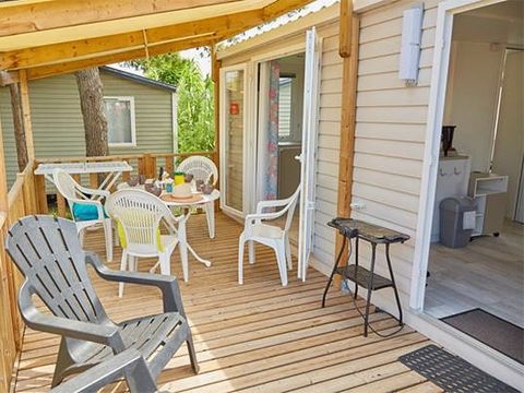MOBILHOME 4 personnes - Comfort | 2 Ch. | 4 Pers. | Terrasse surélevée | Clim.