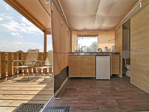 Tente en toile et en bois 5 personnes - Super Lodge | 2 Ch. | 4/5 Pers. | 1 SDB