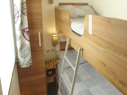 Bungalow 6 personnes - Mobil-home | Premium | 3 Ch. | 6 Pers. | Terrasse surélevée | 1 SDB | Clim.