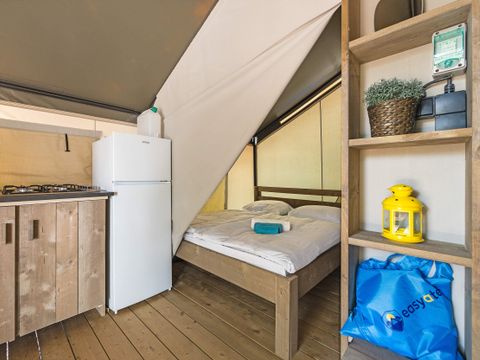 TENTE TOILE ET BOIS 5 personnes - Aminess Maravea - Tente Safari Confort + climatisation