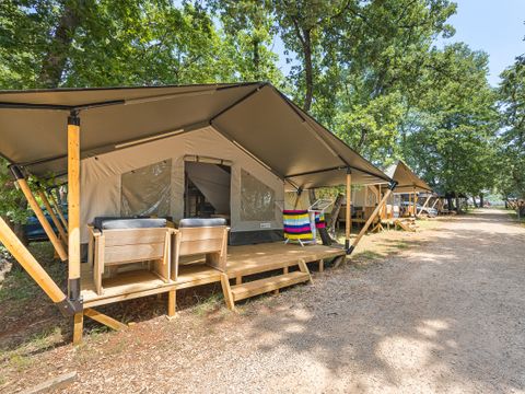 TENTE TOILE ET BOIS 5 personnes - Aminess Maravea - Tente Safari Confort + climatisation