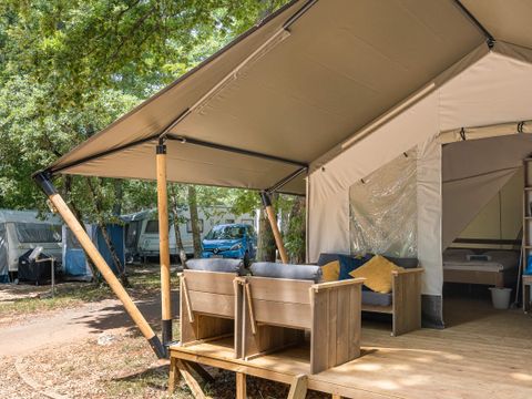 TENTE TOILE ET BOIS 5 personnes - Aminess Maravea - Tente Safari Confort + climatisation
