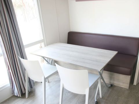MOBILHOME 4 personnes - BASIC - CLIM - DRAPS - SERVIETTES - WIFI