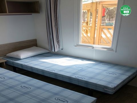 MOBILHOME 4 personnes - BASIC - CLIM - DRAPS - SERVIETTE - WIFI