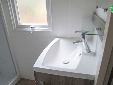 MOBILHOME 4 personnes - BASIC - CLIM - DRAPS - SERVIETTE - WIFI