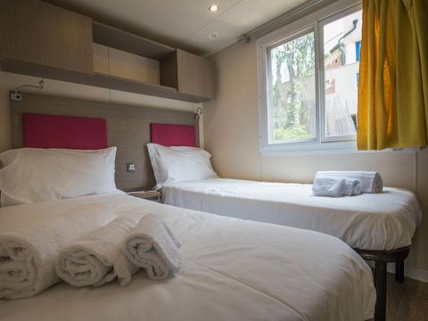 MOBILHOME 2 personnes - prix pour 2 personnes
