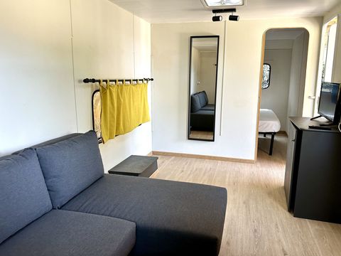 Caravane 2 personnes - Superior - Sans sanitaires - Cuisine exterieure - Prix