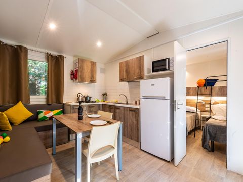 CARAVANE 4 personnes - DELUXE