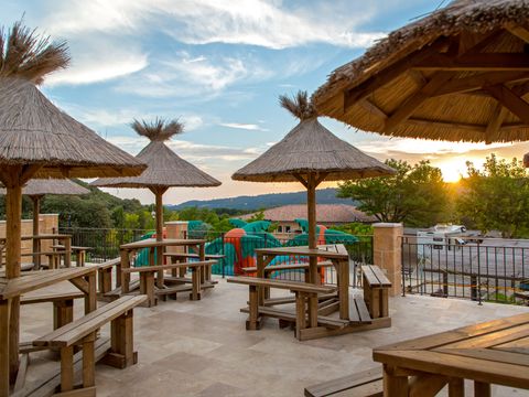 Camping La Pinède - Camping Alpes-de-Haute-Provence - Image N°4