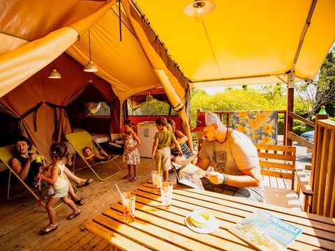 TENTE 4 personnes - LODGE - Sans sanitaires