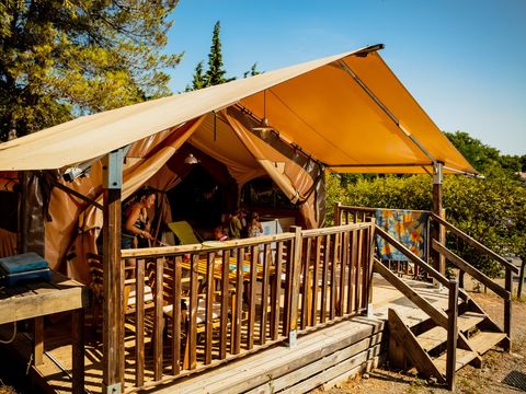 TENTE 4 personnes - LODGE - Sans sanitaires