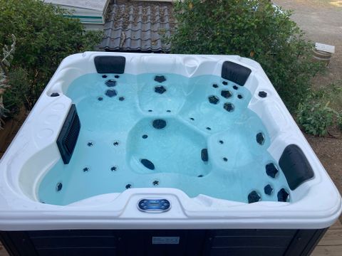 MOBILHOME 8 personnes - PREMIUM 3 ch -SPA