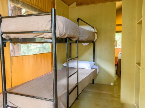 Tente en toile et en bois 6 personnes - Big Country Lodge