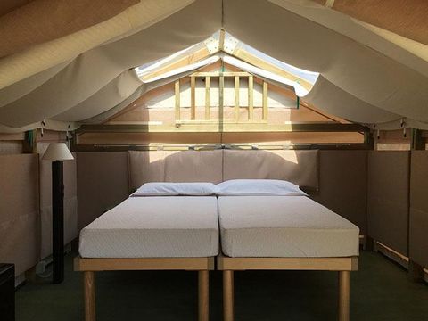 Tente en toile et en bois 2 personnes - Mini Lodge - sans sanitaire