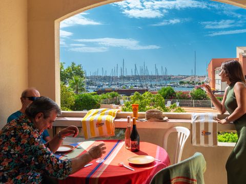 APPARTEMENT 5 personnes - 2 pièces Cabine 4/5 personnes climatisé