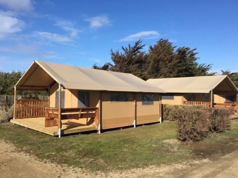 Tente en toile et en bois 5 personnes - Tente Woody 25m² 2Chambres SANS SANITAIRES
