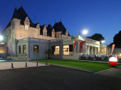 Appart'hôtel Roche-Posay - Camping Vienne - Image N°26