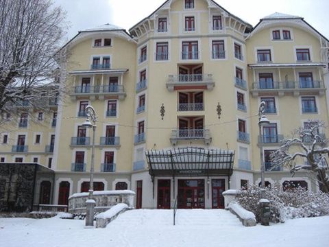 Appart'Hôtel Le Splendid d'Allevard - Camping Isère - Image N°2