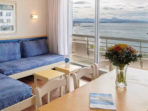 APPARTEMENT 6 personnes - 4/6 Personnes Essentielle