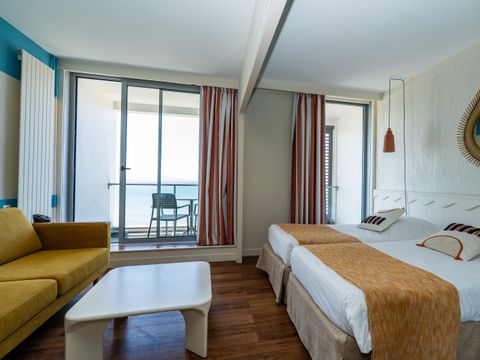 STUDIO 2 personnes - Studio 2 Personnes Supérieur 