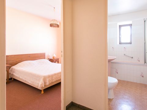 APPARTEMENT 5 personnes - 2 pièces 4/5 places