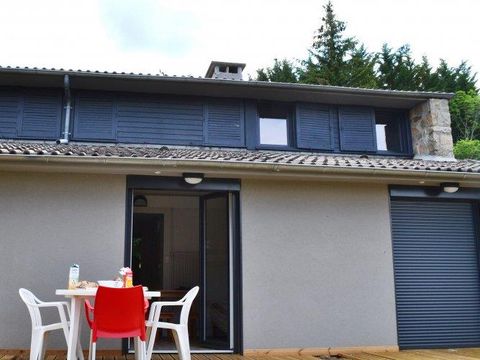 GÎTE 8 personnes - 3 Pièces 8 Personnes