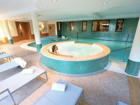 Hôtel & Résidence La Villa du Lac - Camping Ain - Image N°2