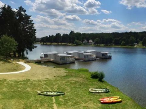 Chalet 5 personnes - Flottant- Accueil lit bébé impossible- - 3 pièces
