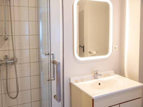 STUDIO 2 personnes - Lit Double avec balcon