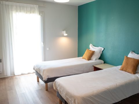 STUDIO 2 personnes - Lits simples avec balcon
