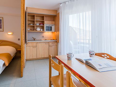 STUDIO 2 personnes - SUPERIEUR