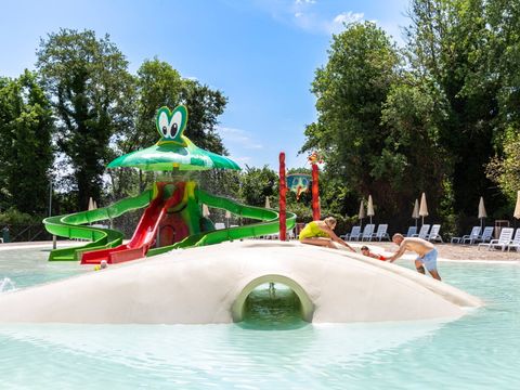 Camping hu I Pini Village - Camping Rome - Image N°2