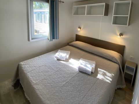 MOBILHOME 4 personnes - Superior (Seaside area - bathroom french style)