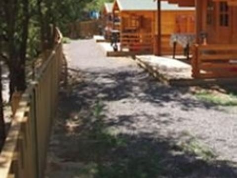 CHALET 2 personnes - Cabane en bois - sans cuisine - sans sanitaires