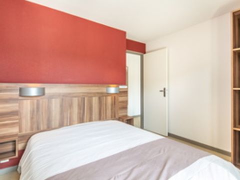 APPARTEMENT 6 personnes - 2P/6 avec cabine - 6 adultes