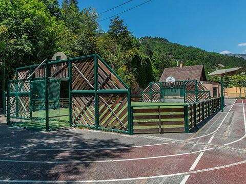 Résidence Les Gorges Rouges - Vacancéole - Camping Alpes-Maritimes - Image N°2