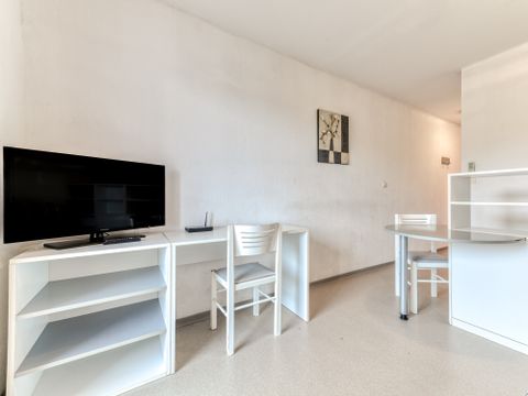 STUDIO 2 personnes
