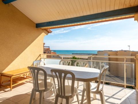 APPARTEMENT 8 personnes - 2 pièces avec coin nuit 8 personnes - vue Mer