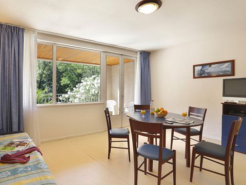 STUDIO 6 personnes - ST/6P