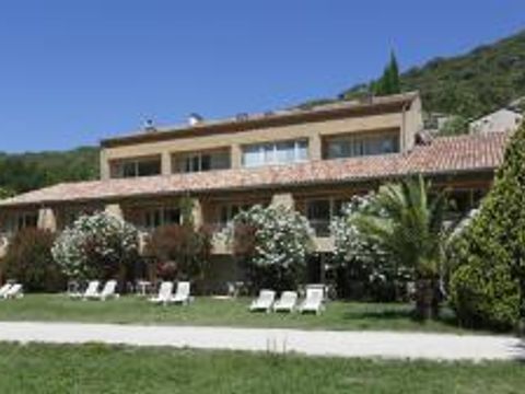 Résidence Le Domaine de Chames - Camping Ardèche - Image N°2