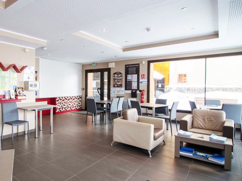 Résidence Les Chalets de l'Isard - Vacancéole - Camping Pyrénées-Orientales - Image N°4