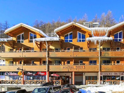 Résidence Central Park - Camping Alpes-de-Haute-Provence - Image N°3