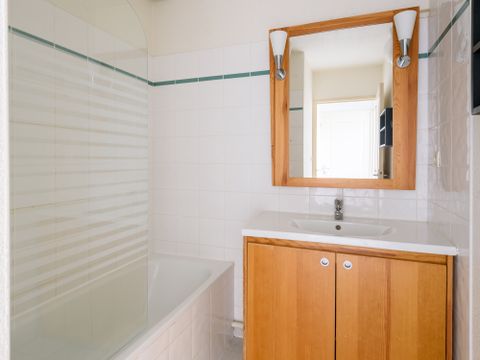 APPARTEMENT 4 personnes - 2 pièces 4 personnes - PMR APPARTEMENT 4 personnes - 2 pièces 4 personnes - PMR