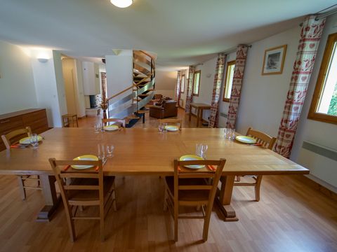 APPARTEMENT 12 personnes - 4 pièces 12 personnes