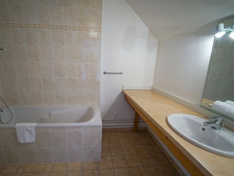 APPARTEMENT 12 personnes - 4 pièces 12 personnes