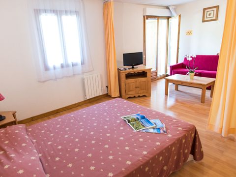 STUDIO 5 personnes - Studio 5 personnes