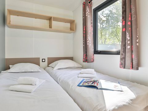 MOBILHOME 6 personnes - Mobil-home | Comfort | 3 Ch. | 6 Pers. | Terrasse simple | TV