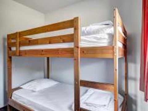 STUDIO 4 personnes - STUDIO CABINE