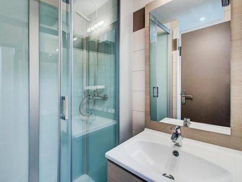 APPARTEMENT 6 personnes - CABINE 2 pièces